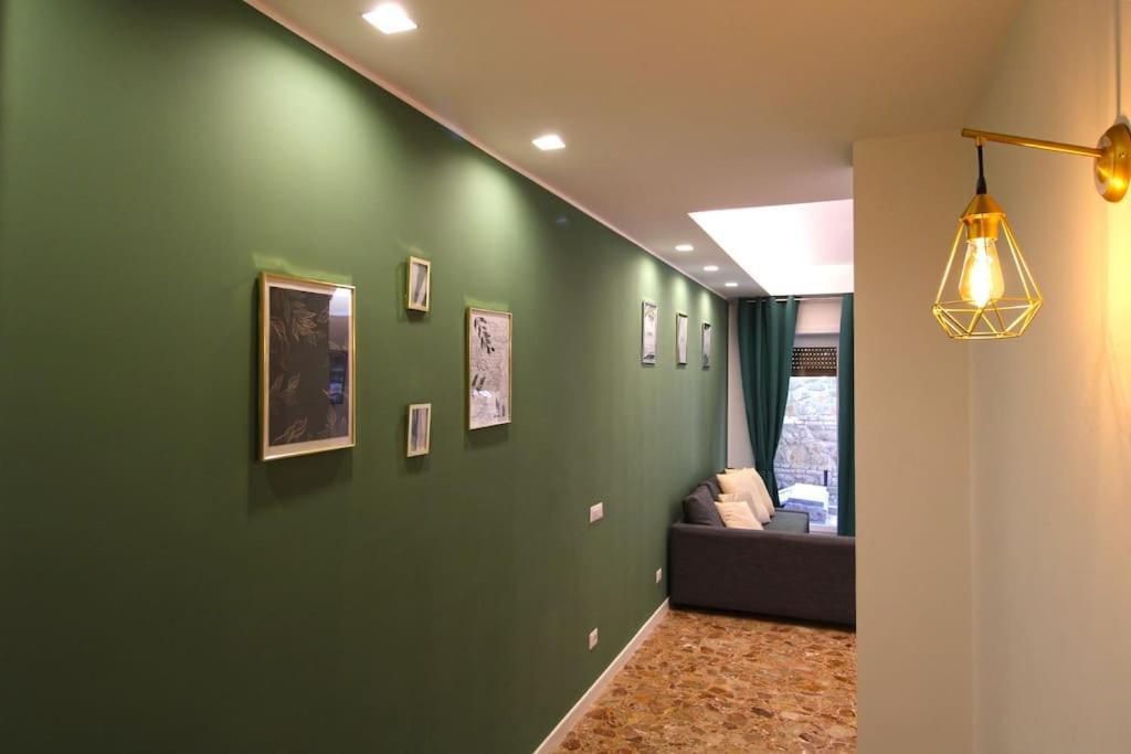 Delicious 2 Bed Room Apartment And Garden By Yh Рим Экстерьер фото